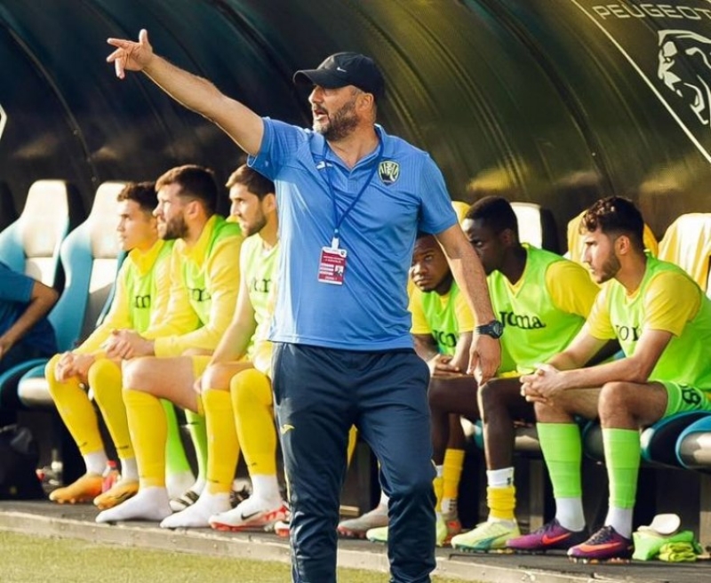 azer-memmedov-qorxaq-adam-deyilem