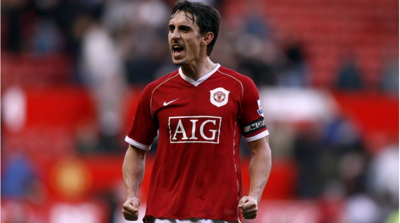 nevil-arsenalda-iki-ve-ya-uch-tecrubeli-oyunchu-olmalidir