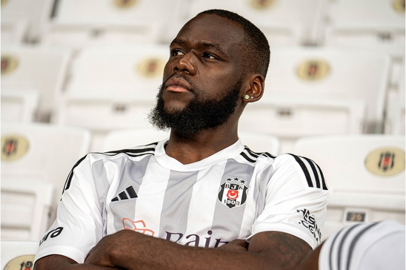 beshiktashda-ayriliq-gozlenilir