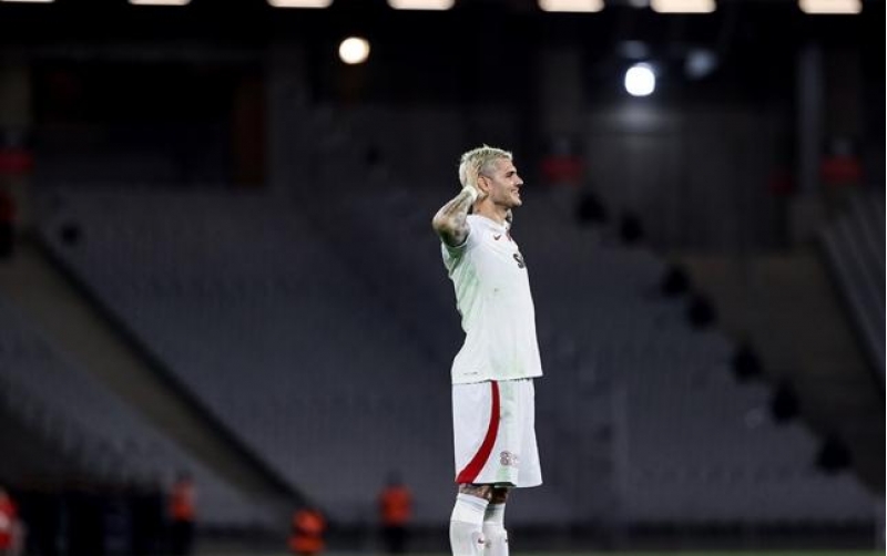 qalatasaray-lider-oldu