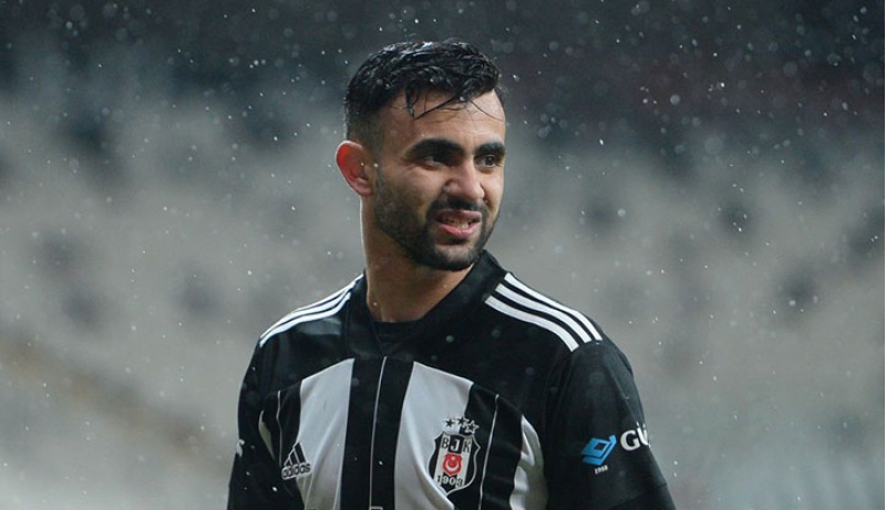 beshiktashin-futbolchusundan-duygusal-achiqlama