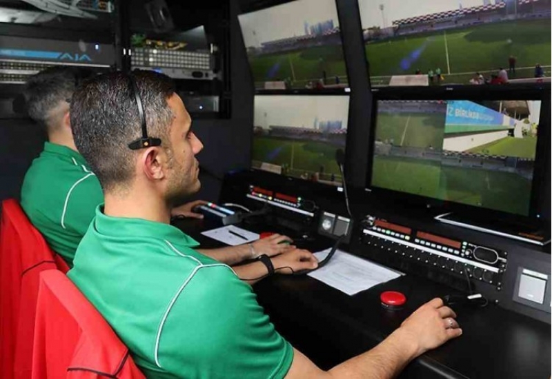 qarabag-ve-neftchinin-oyunlarinda-var-hakimleri-achiqlandi-