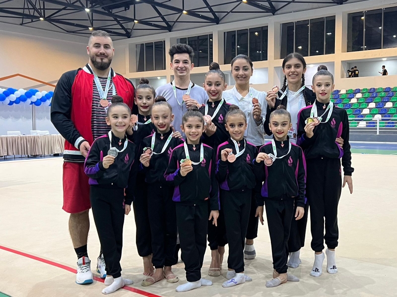 su-idmani-sarayinin-gimnastlari-azerbaycan-birinciliyine-yekun-vurdu