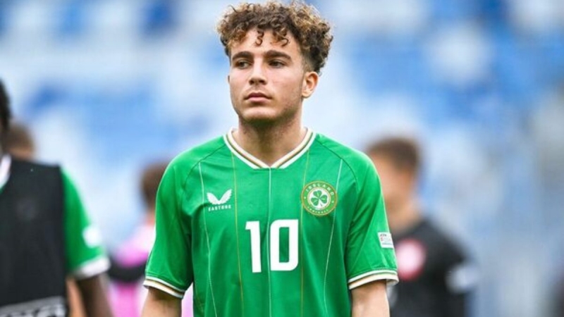 real-17-yashli-futbolchu-ile-maraqlanir