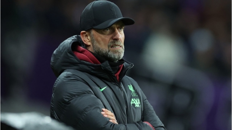 klopp-luis-diasin-bashina-gelenleri-futboldan-daha-vacib-hesab-edir