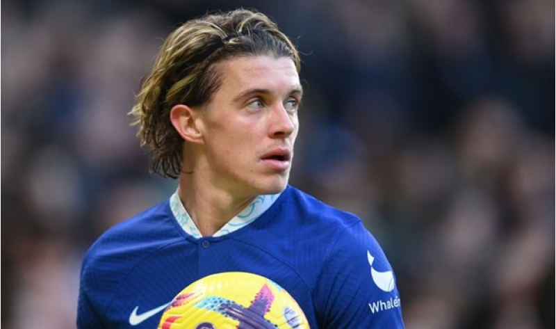 qalatasaray-chelsiye-elchi-dushub