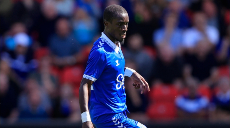 evertonun-futbolchusu-insanlari-sulhe-chagirib