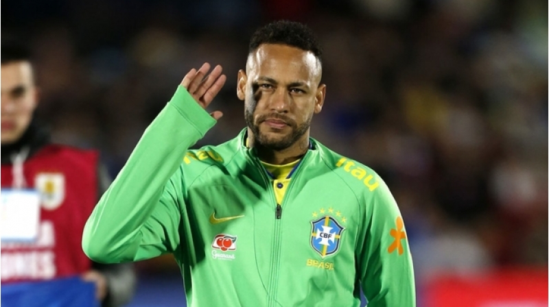 neymarin-qulluqchusu-futbolchudan-368-min-avro-teleb-edir