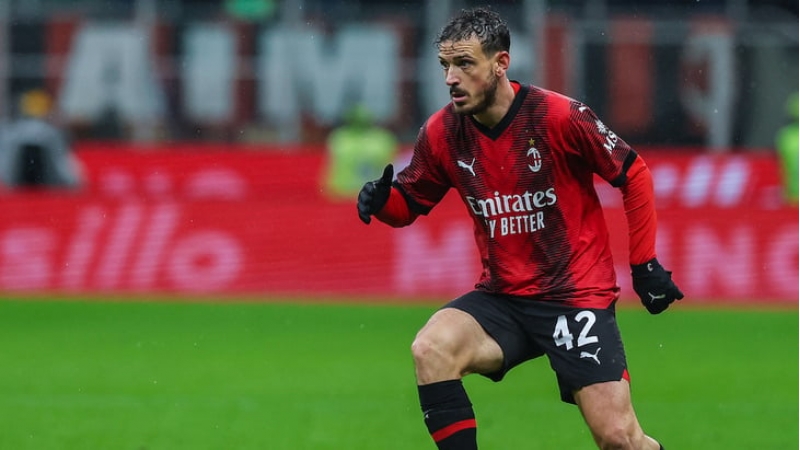 milanin-futbolchusu-pul-qoyulushunda-teqsirlendirilir