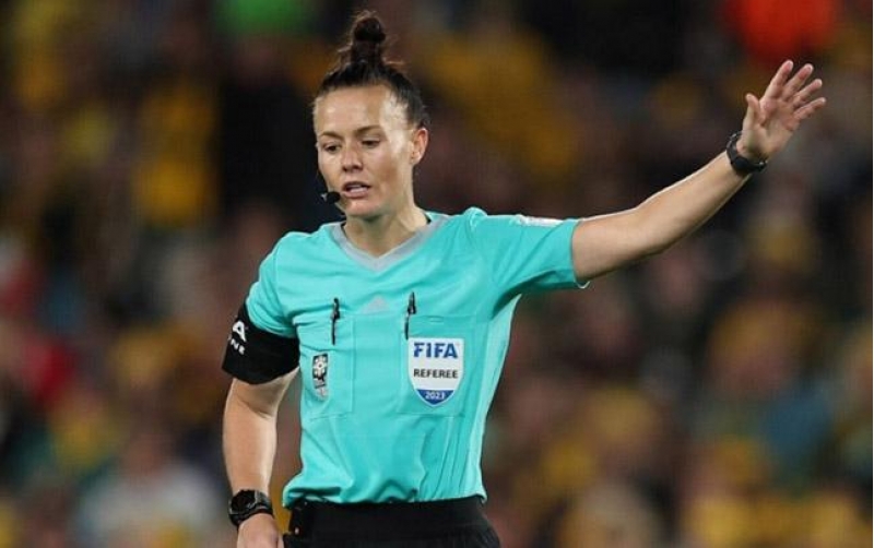 qadin-hakimi-tehqir-eden-iki-yeniyetme-hebs-edildi