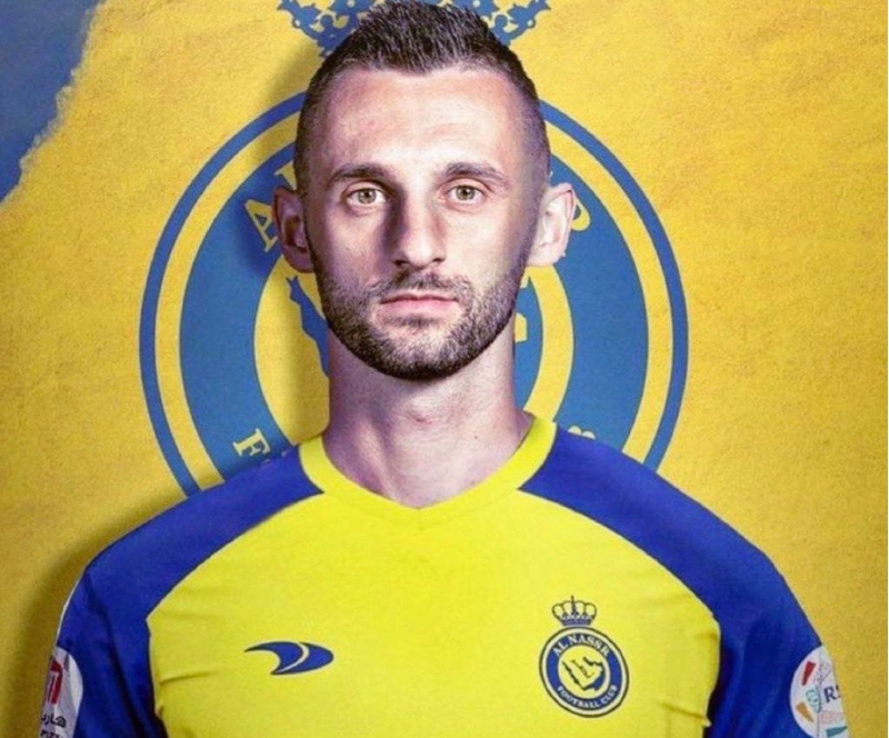 qalatasaray-ulduz-futbolchu-ile-razilashib