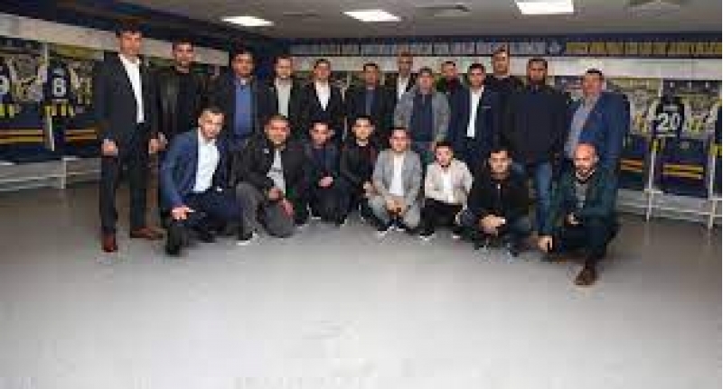 ozbekistan-futbol-federasiyasinin-uzvleri-fenerbagchani-ziyaret-edibler-