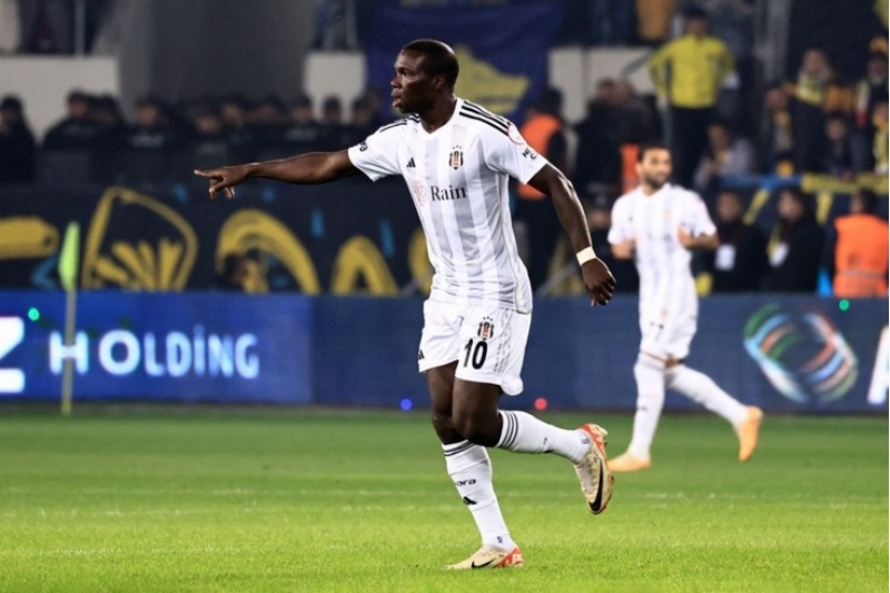 beshiktash-fikrini-deyishib