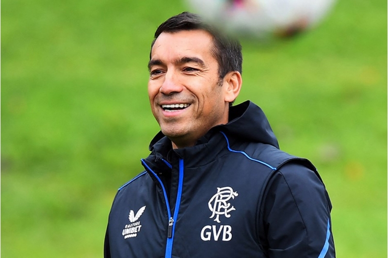 beshiktash-yeni-bash-meshqchiyle-muqavile-imzalayacaq-