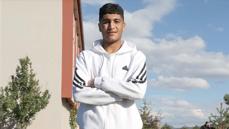 sivassporun-bash-meshqchisi-yunus-emre-konak-transferi-haqqinda-danishib-