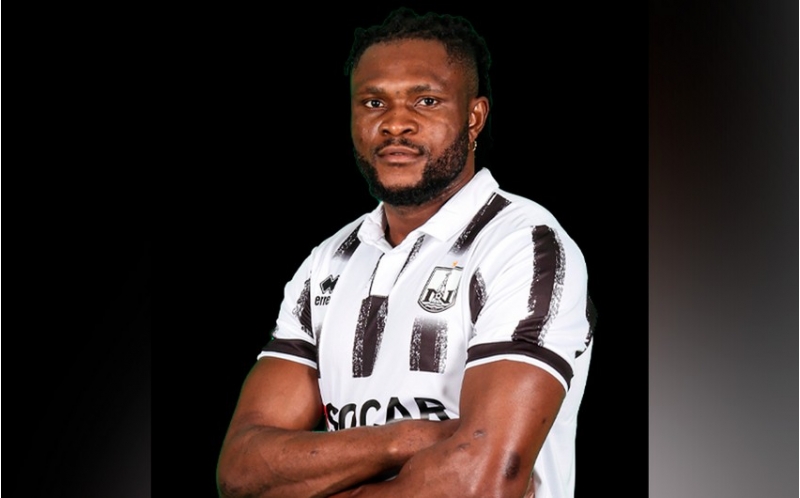 neftchi-aaron-olanare-ile-yollarini-ayirib