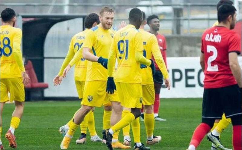 kepez-neftchi-qarshisina-bele-chixacaq