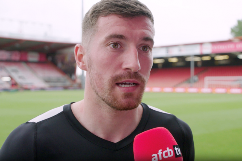 sautqemton-klubu-29-yashli-yarimmudafiechini-icare-esasinda-trasnfer-edib-