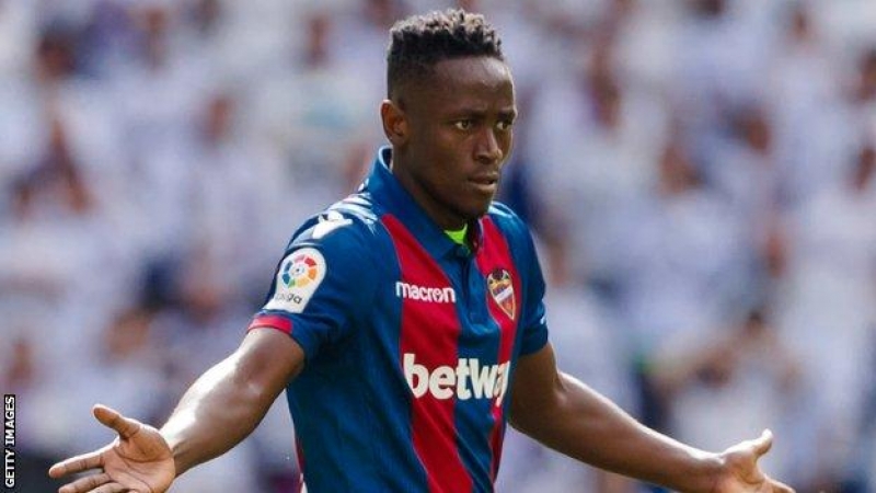 turkiye-klubu-qanali-futbolchunu-transfer-edib-