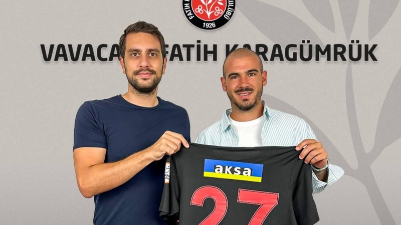 italiyali-yarimmudafiechi-istanbul-klubundan-ayrilib-