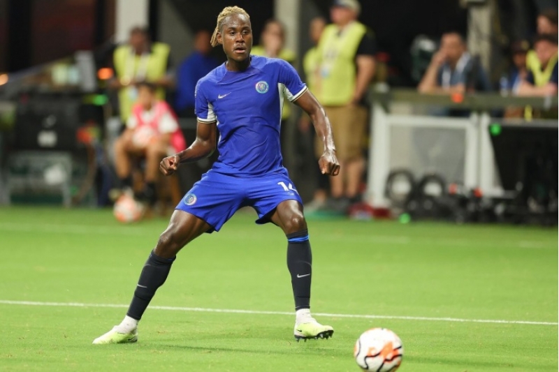 fulhem-chelsiye-elchi-dushub