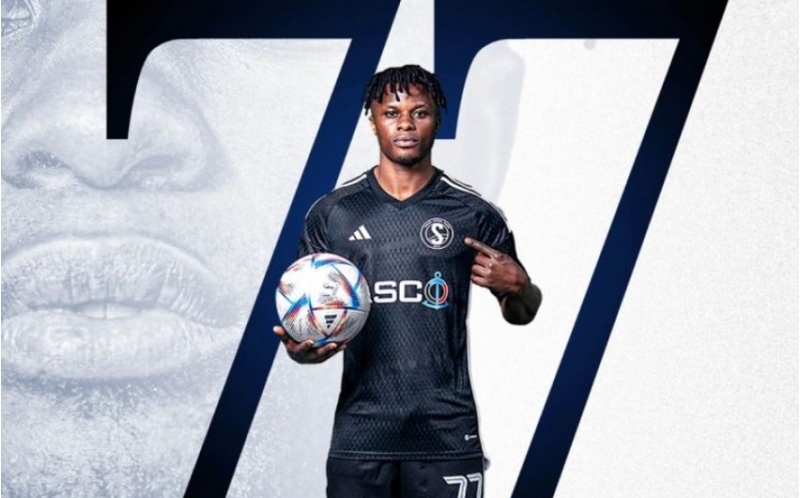 sebail-yeni-transferi-resmileshdirdi-