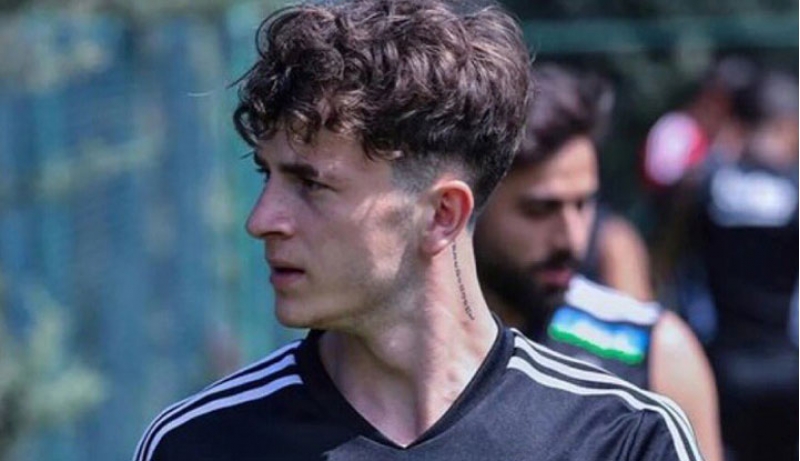 beshiktash-futbolchusu-ile-yollarini-ayirdi-