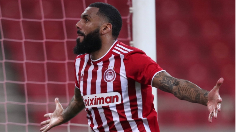 fransali-futbolchu-karyerasini-vest-bromvich-albionda-davam-etdirecek