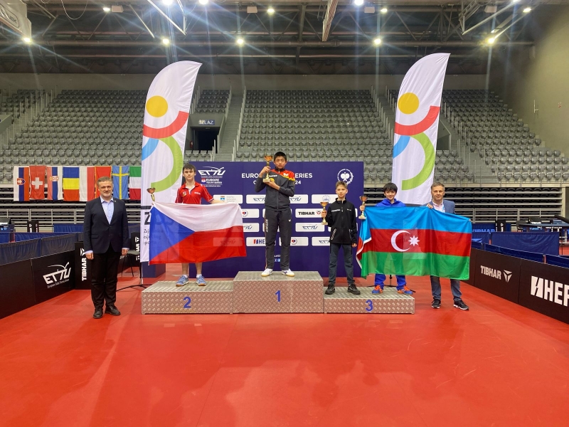 azerbaycanin-stolustu-tennischisi-beynelxalq-turnirde-burunc-medal-qazanib