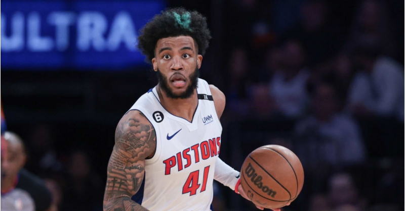 atlanta-havksin-basketbolchu-uchn-movsum-basha-chatib-