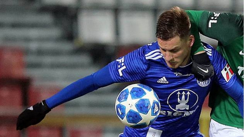 rizespor-chexiya-klubunun-futbolchusu-uchun-teklif-gonderecek-