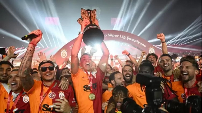qalatasaray-bu-gostericiye-gore-dunyada-25-klub-arasina-daxil-olub