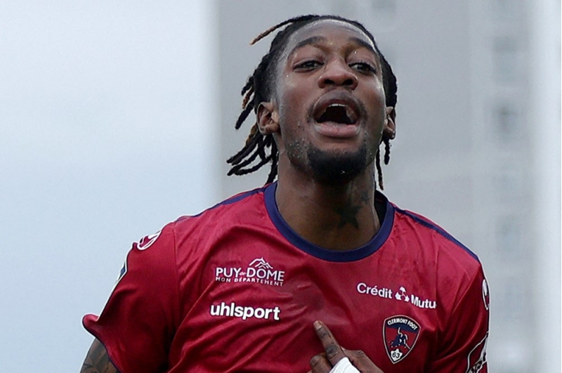 trabzonspor-avstriyali-futbolchunu-isteyir