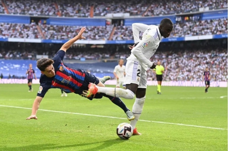 real-madrid-fransali-futbolchusu-ile-yollarini-ayirir