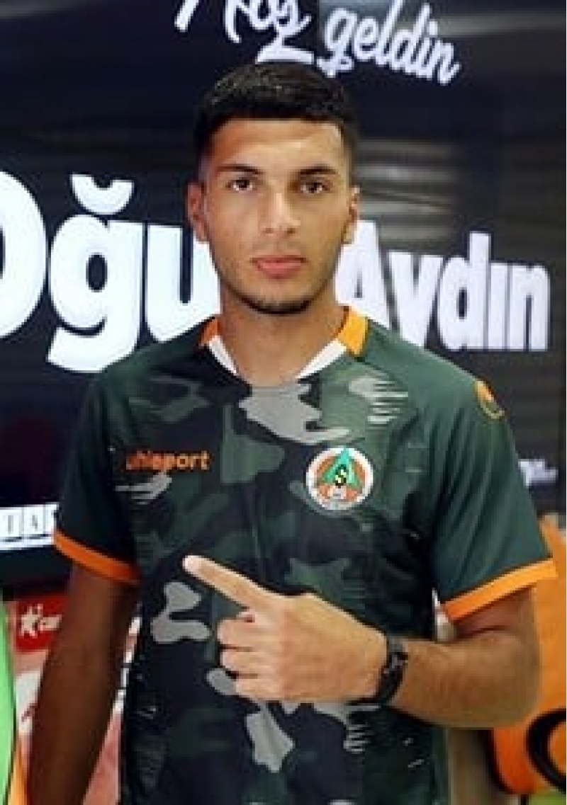 fransa-klubu-alanyasporun-oyunchusu-ile-maraqlanir
