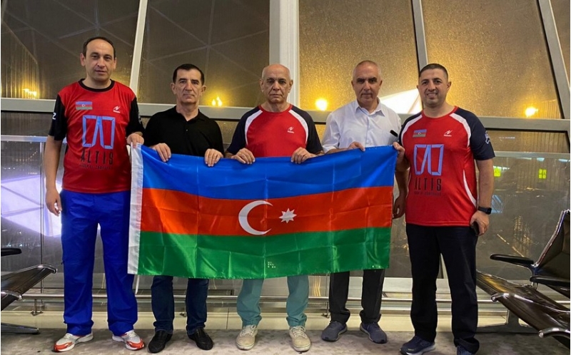 azerbaycanin-veteran-stolustu-tennischileri-dunya-chempionatinda-ishtirak-edecekler