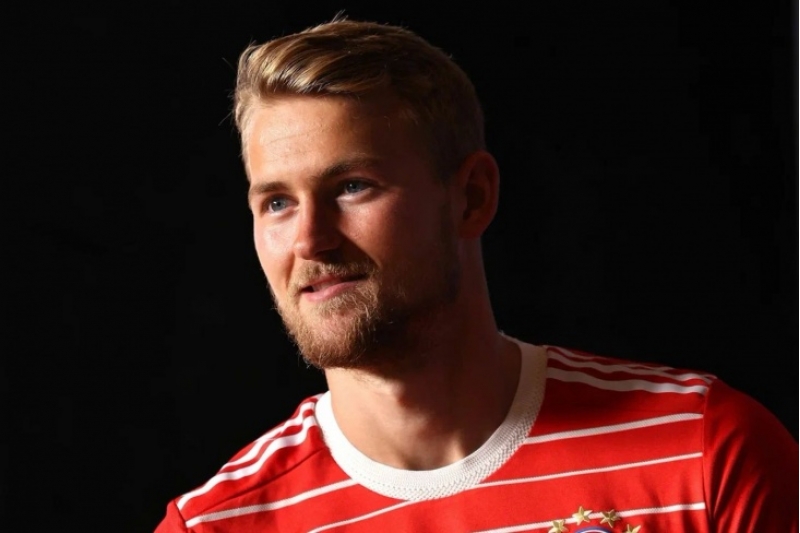 bavariya-manchester-yunaytedden-50-milyon-avro-teleb-edir