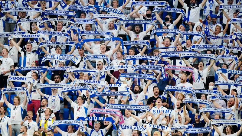 finlandiyada-yuksek-divizion-klubunun-stadionu-yanib