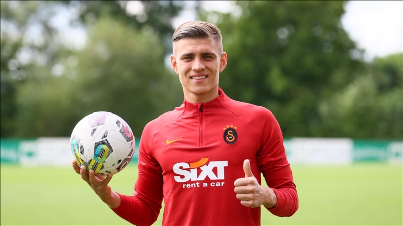 qalatasarayin-futbolchusu-rusiya-klubuna-kechib