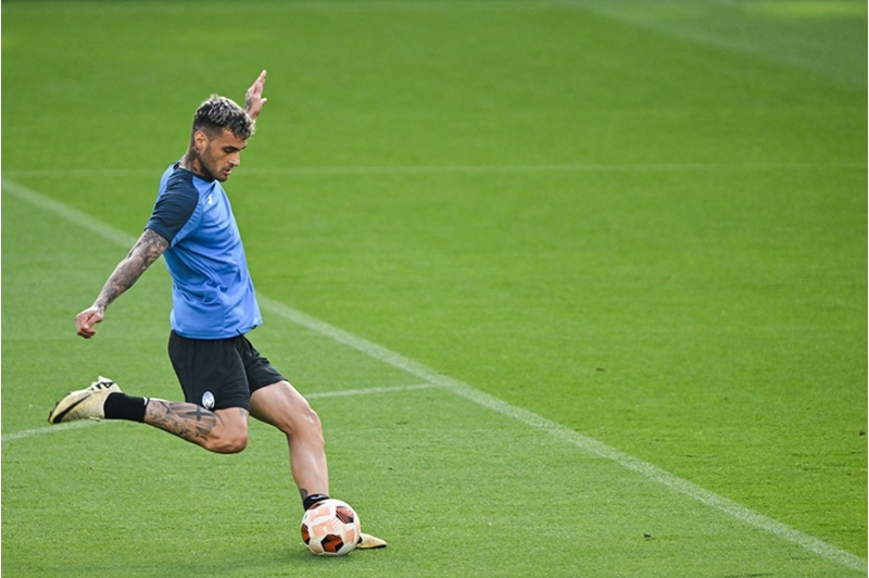 atalantanin-futbolchus-6-ayligina-siradan-chixib