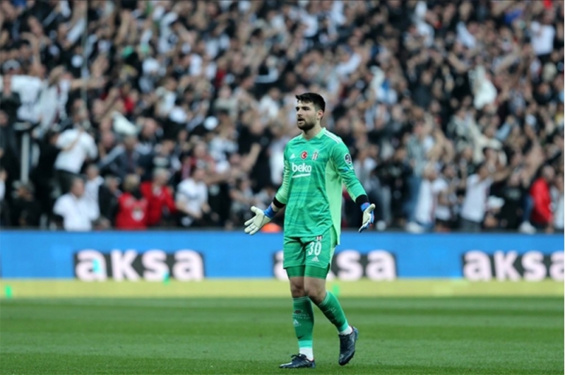 tecrubeli-qapichiya-turkiyeden-teklif