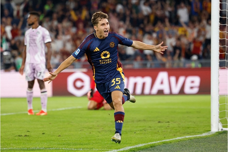 roma-yeni-bash-meshqchisi-ile-ilk-qelebesini-qazandl