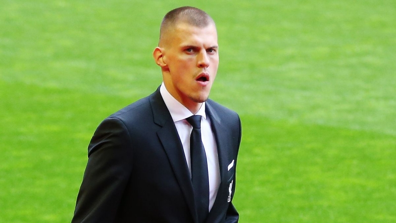 martin-shkrtel-slovakiya-klubunun-idman-direktoru-olub