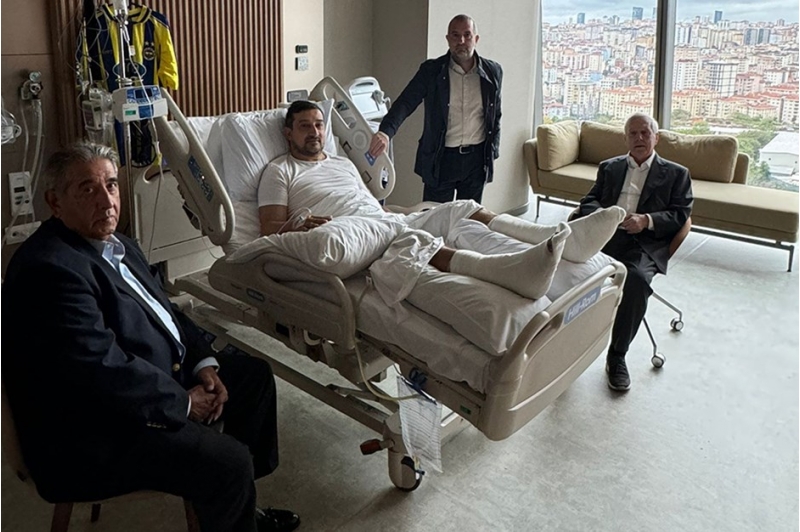 fenerbagchanin-efsanevi-prezidenti-serhat-akini-ziyaret-edib