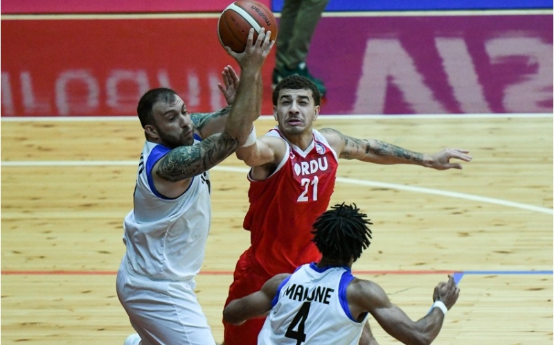 azerbaycan-basketbol-liqasinda-i-tura-yekun-vurulub