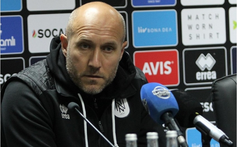 neftchinin-bash-meshqchisi-futbolchulardan-ve-onlarin-gosterdikleri-ezmkarliqdan-chox-razi-qaldim