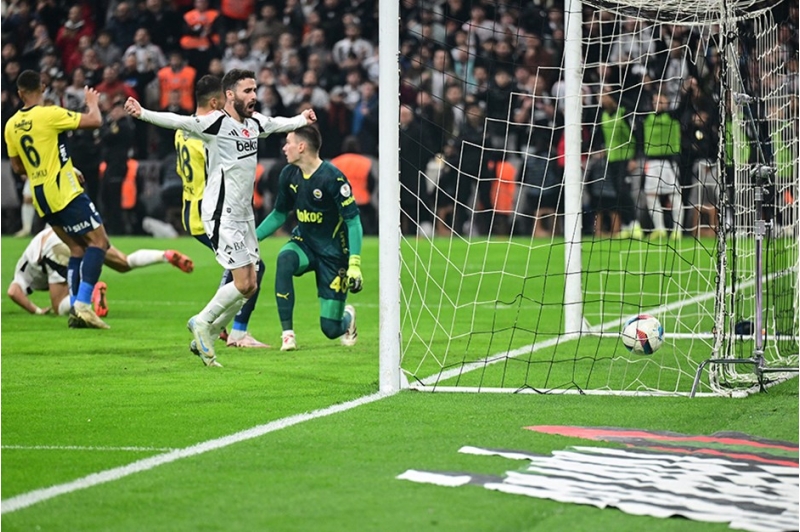 istanbul-derbisinin-qalibi-belli-olub