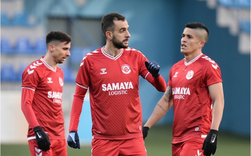 araz-naxchivanin-meglubiyyetsiz-oyunlar-seriyasi-qirilib