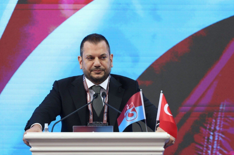 trabzonsporun-prezidentinin-usyani-turkiye-futbolu-iflas-edib