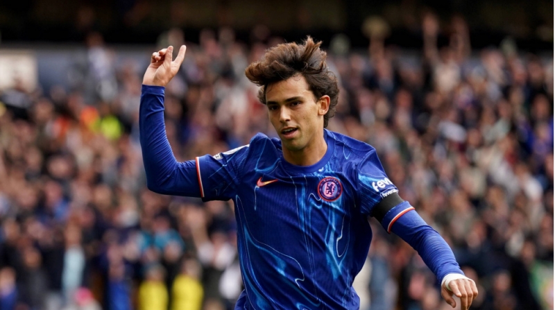 joao-feliks-evine-qayidir